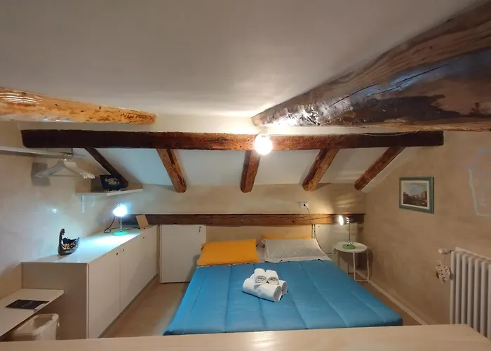 Ca Lirica Apartman